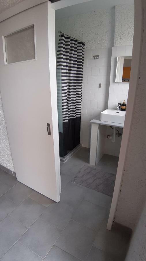 21 Suites Deluxe Stay Near The Airport Markópoulon Dış mekan fotoğraf